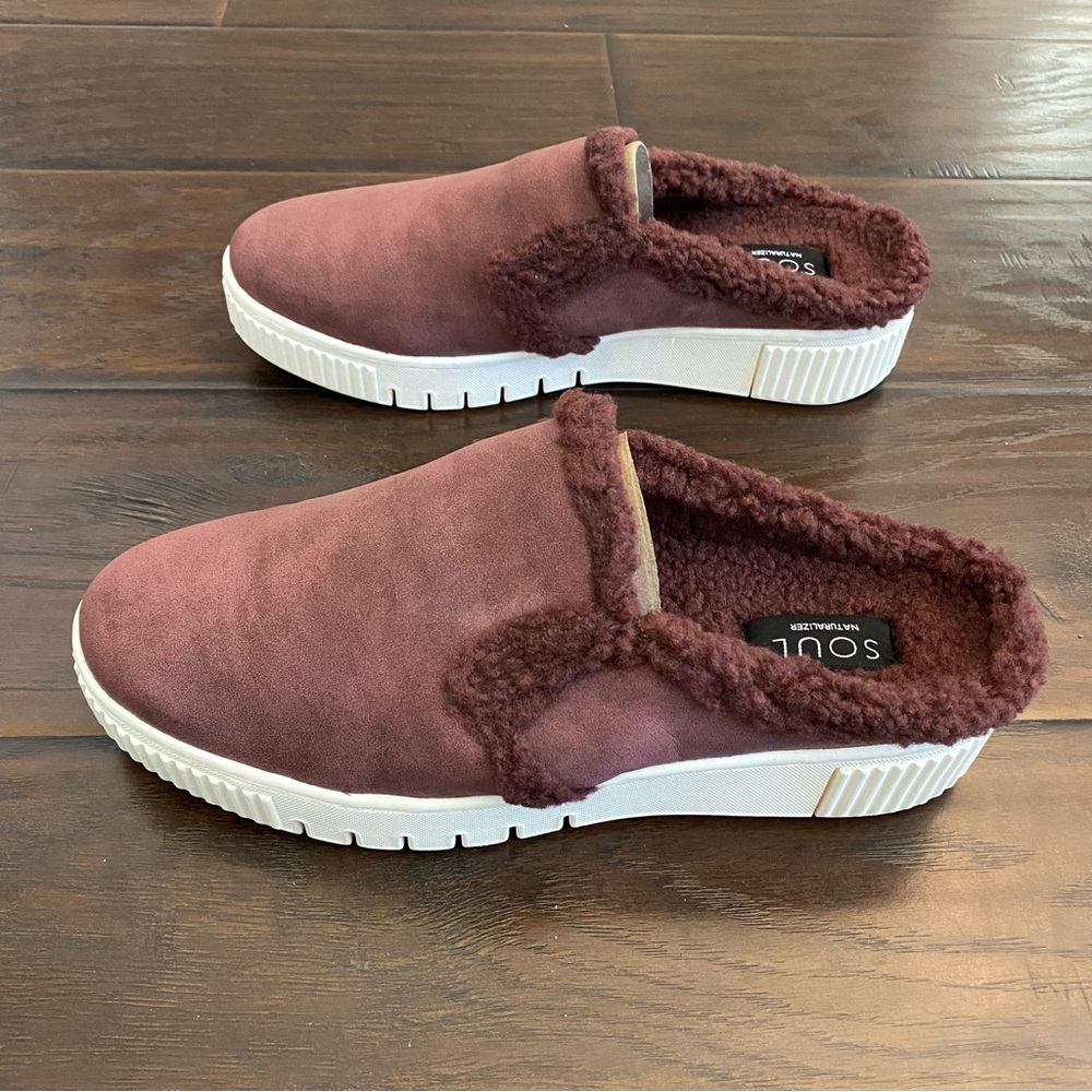 New Soul Naturalizer Truly Cozy Wine fur wide width sandals Womens size various
